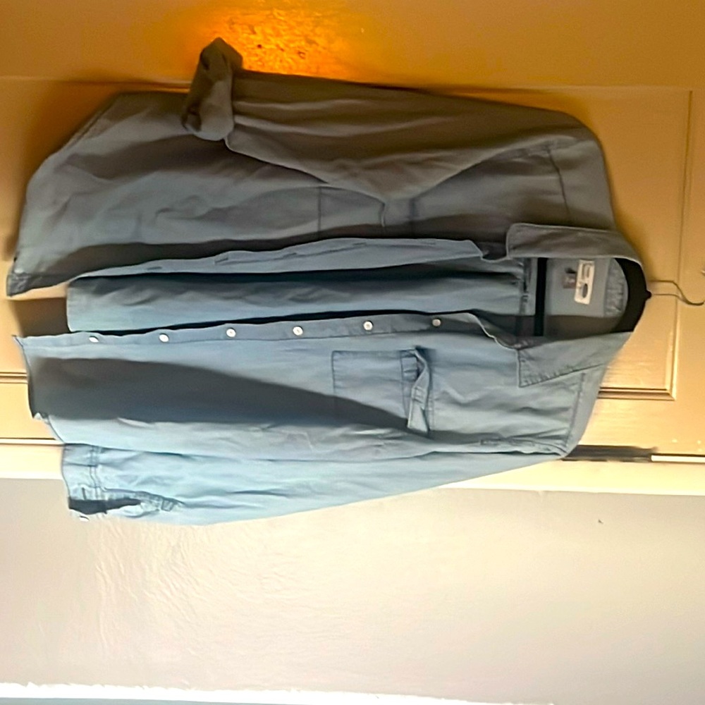 Long Sleeve Button shirt Sz Xl